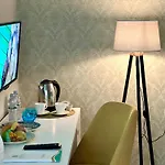 Marbella 4* 골렘