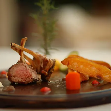 Marbella Golem (Tirana)